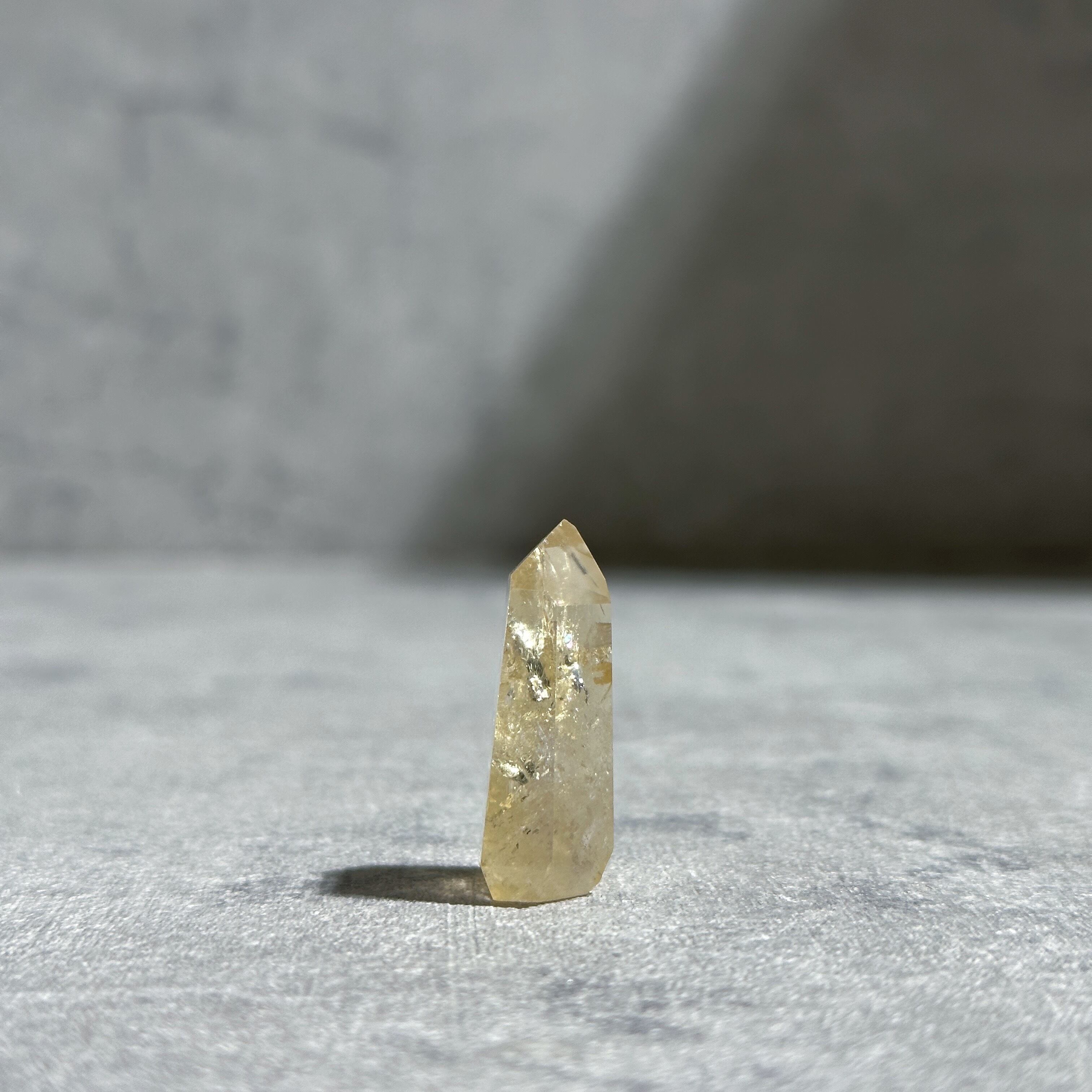 シトリン（黄水晶） タワー05◇ Citrine ◇ 天然石・鉱物