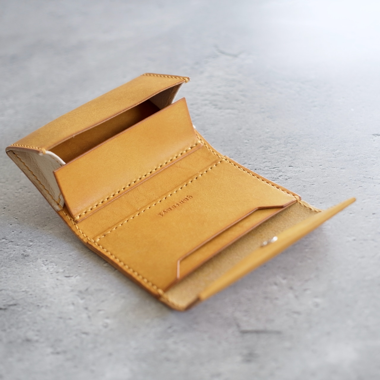 HP MINIMAL WALLET 01