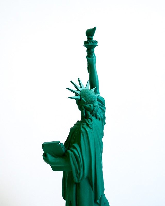 1984 big statue of liberty