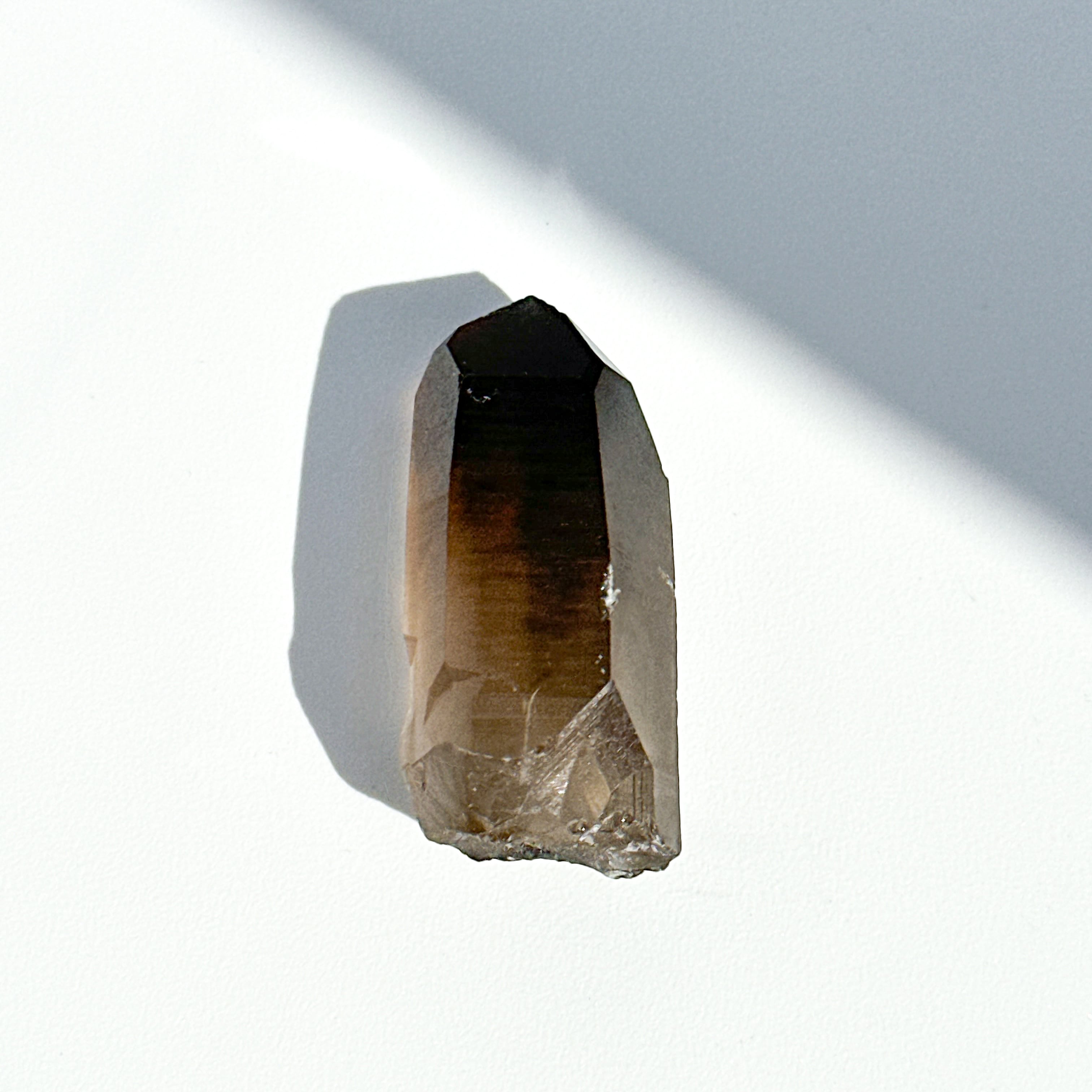ファントム◎ミナスジェライス産 スモーキークォーツ 42 原石◇Smoky quartz◇天然石・鉱物・パワーストーン・インテリア