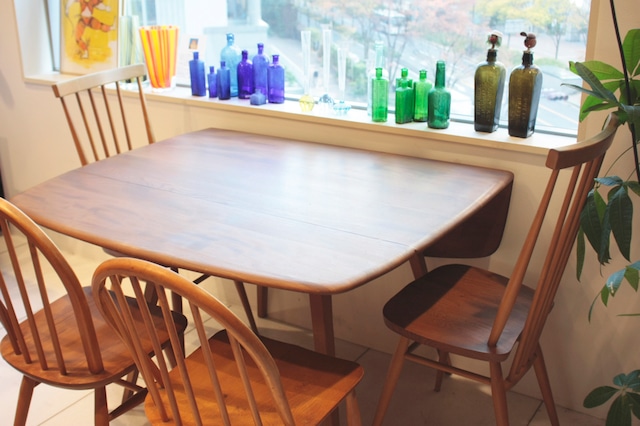 ERCOL Squqre Drop Leaf Table（アーコールスクエアドロップリーフテーブル）