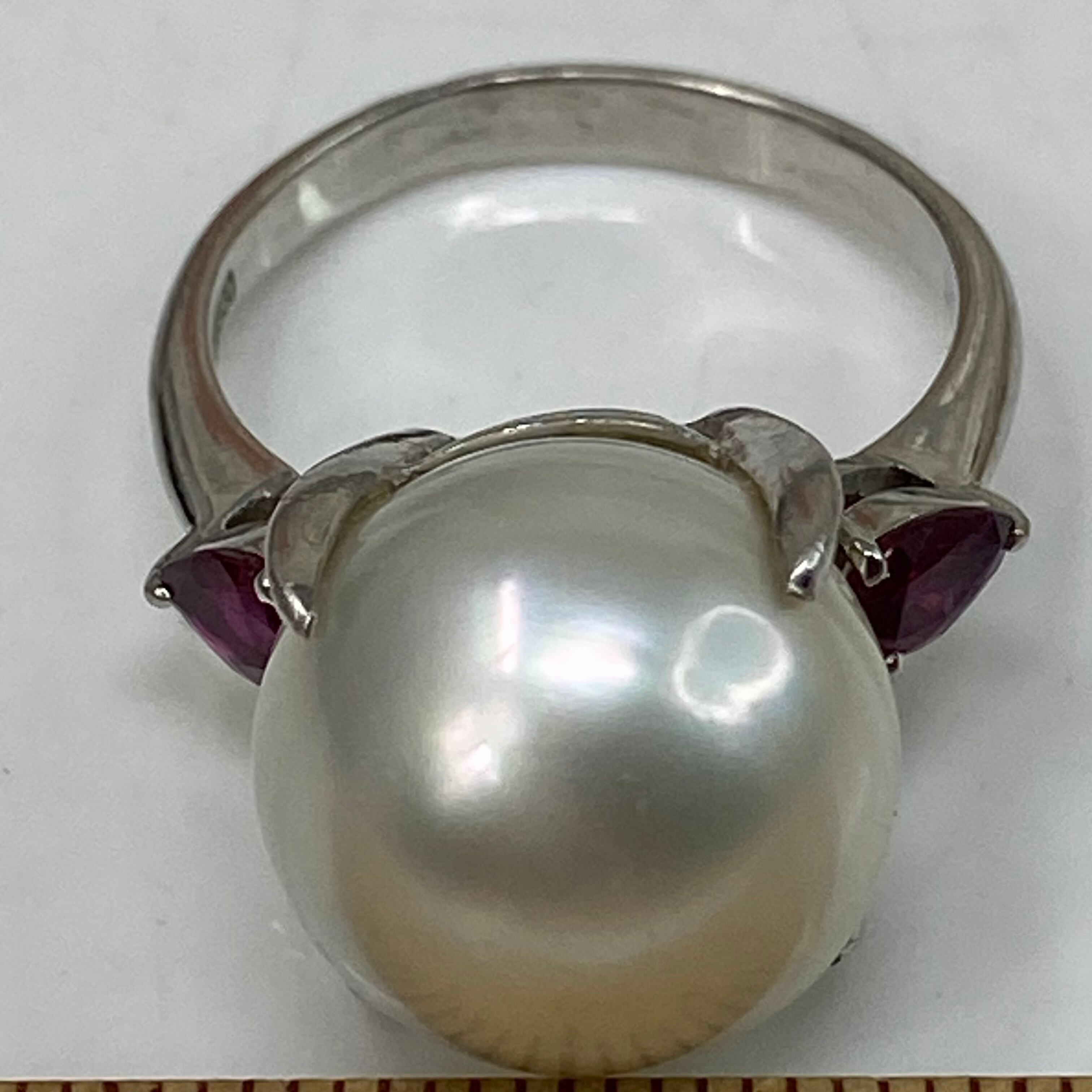 pt900 南洋真珠 14.4ミリ 天然ルビー入り プラチナリング サイズ16号 