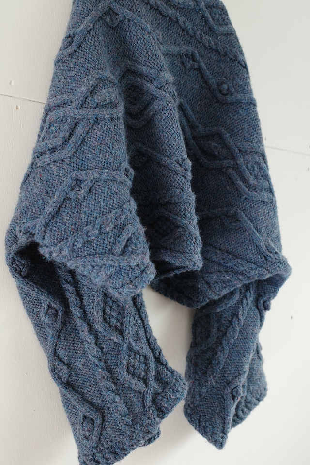 daughter/winter theme knit cardigan