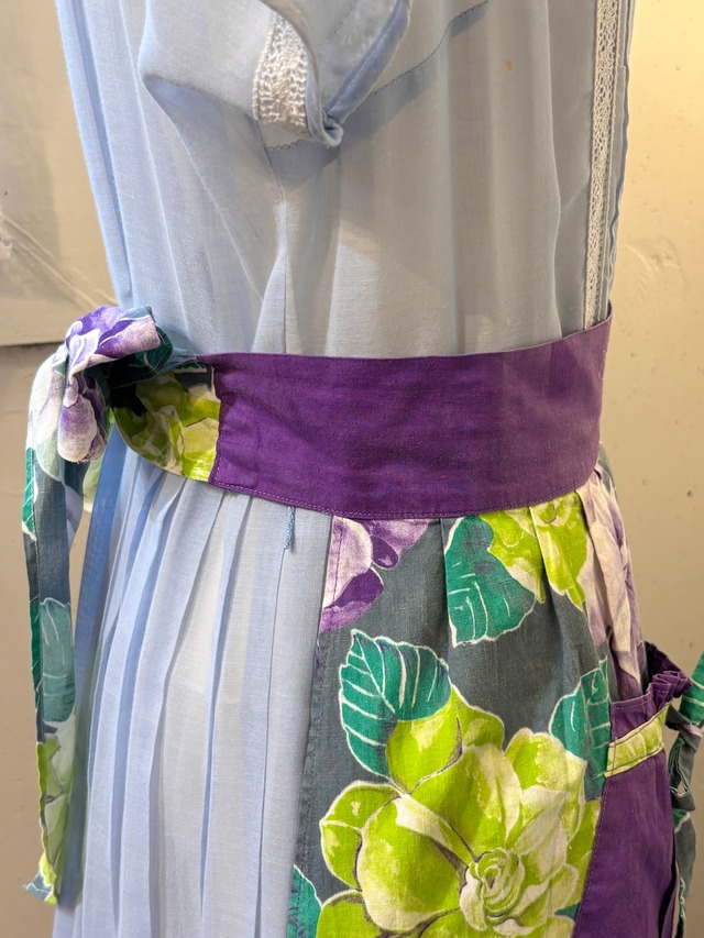 vintage purple flower apron