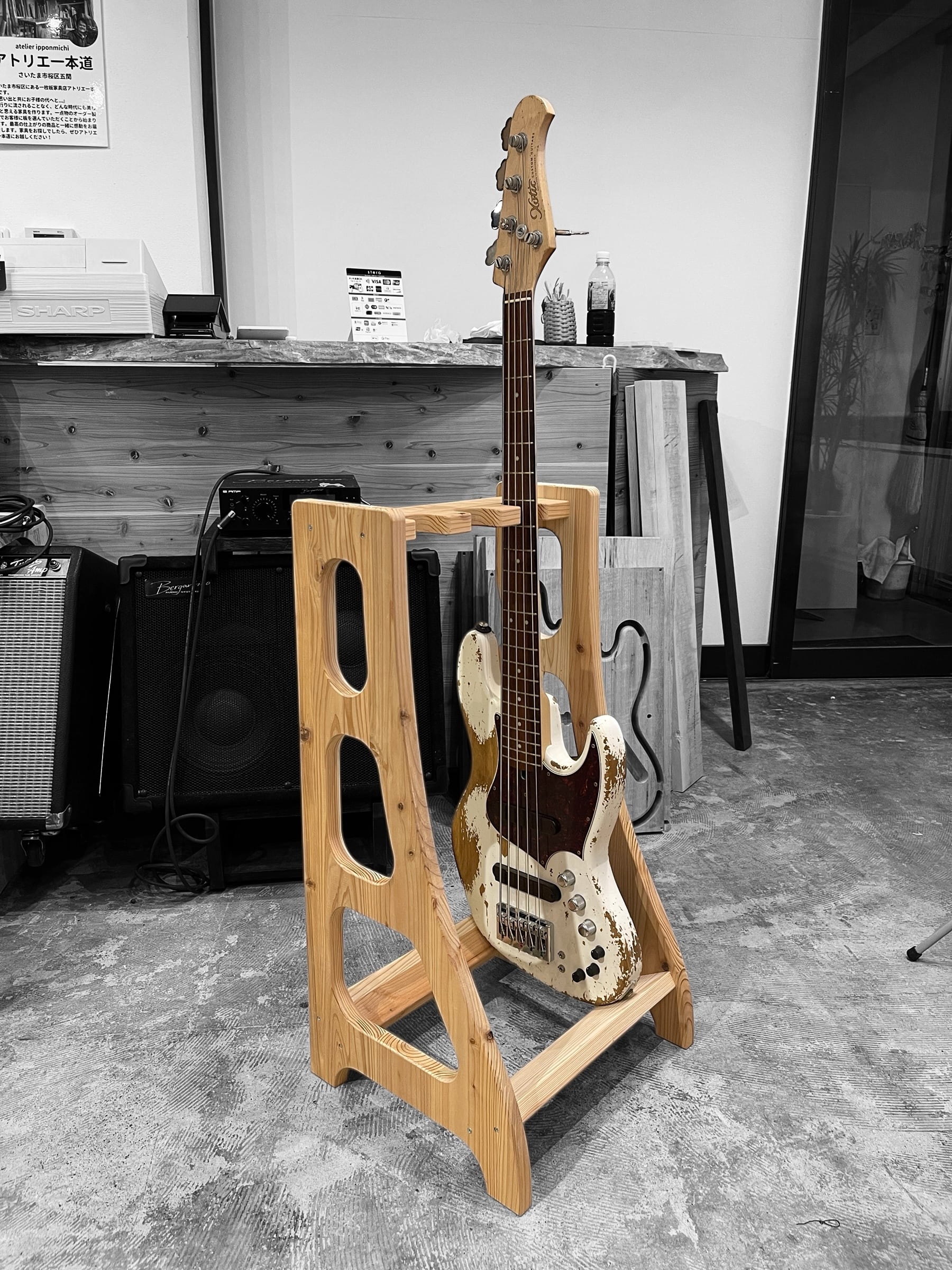 匠の木音(きおん)」｜無垢材ギタースタンドDIY組立キット 3～6本収納