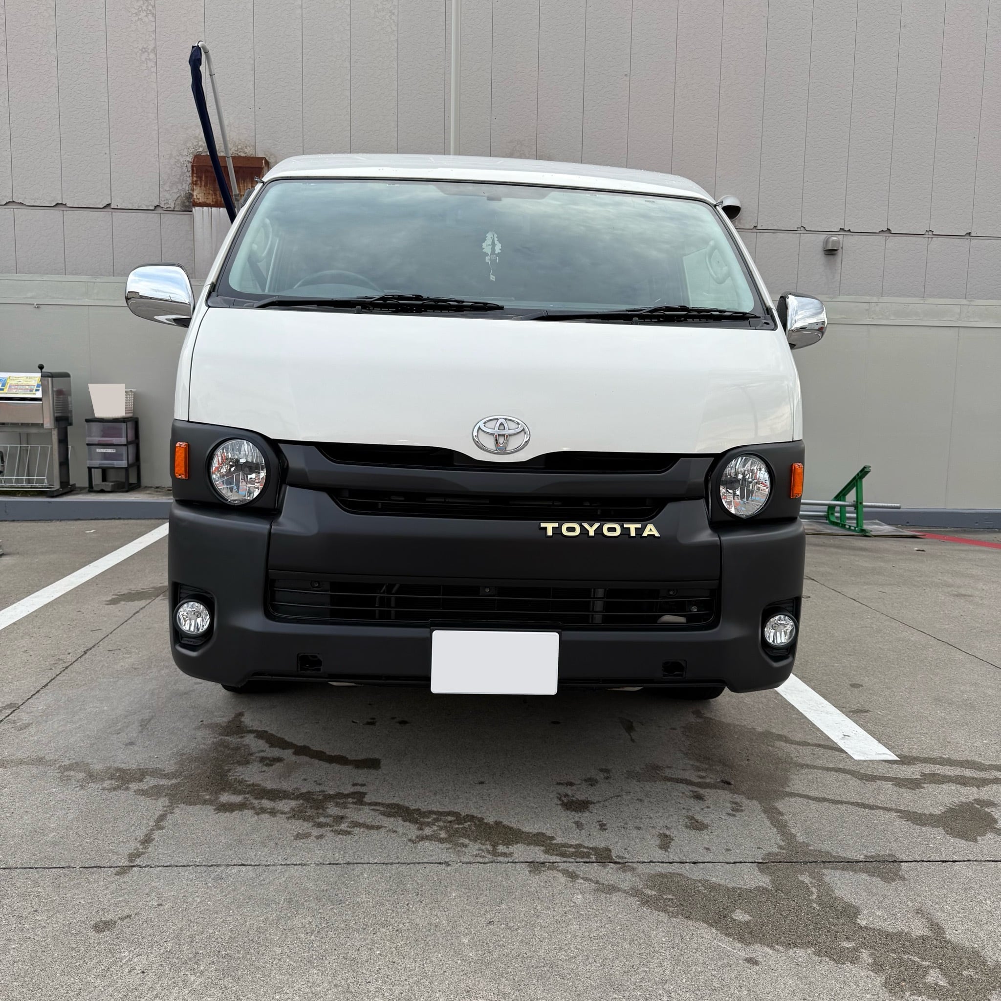 200系ハイエース4〜8型標準用丸目キット(ヘッドライト付)‼️ | garage270