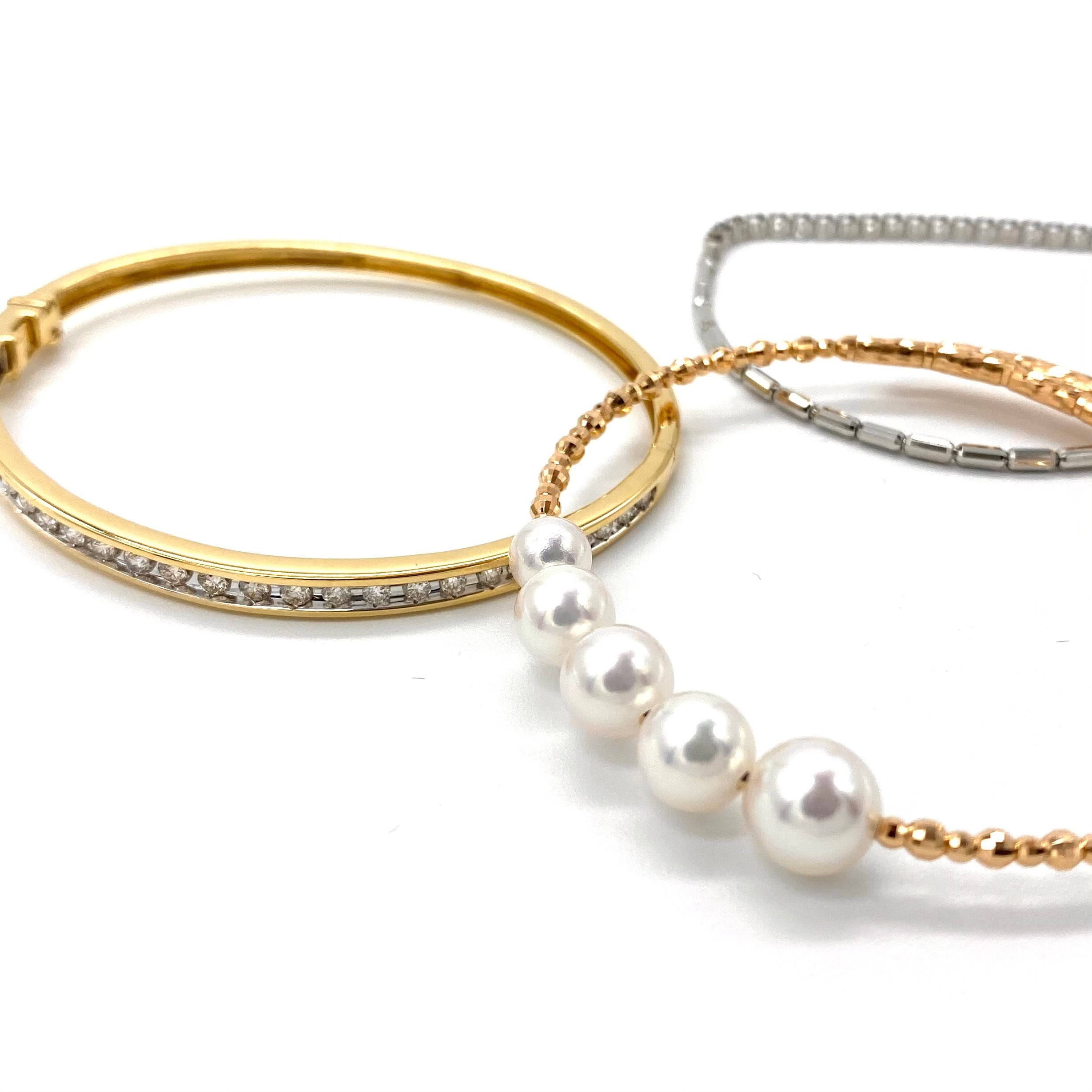 K18YG あこや真珠 花珠 ワイヤーブレスレット 弾力 バングル 18K