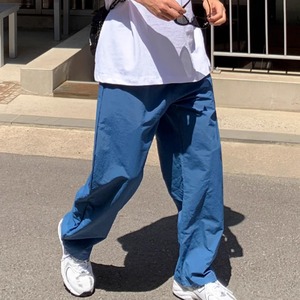 薄ルーズストレートカジュアルパンツ　0648