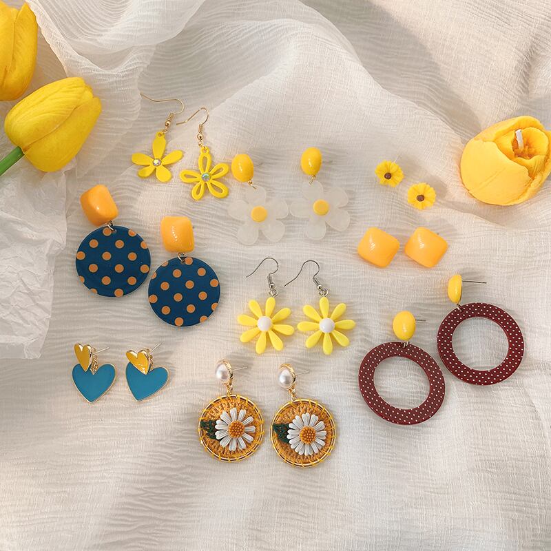 イエローFlowerデザイン イヤリング レッドスタンダード レトロ 指輪 フラワーデザイン ブラック・アイド・ピーズ23376097050