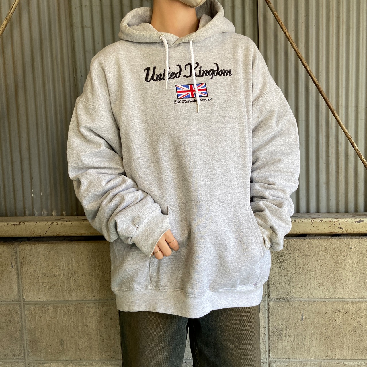 ウォルトディズニーワールド ”United Kingdom” 刺繍 スウェット 