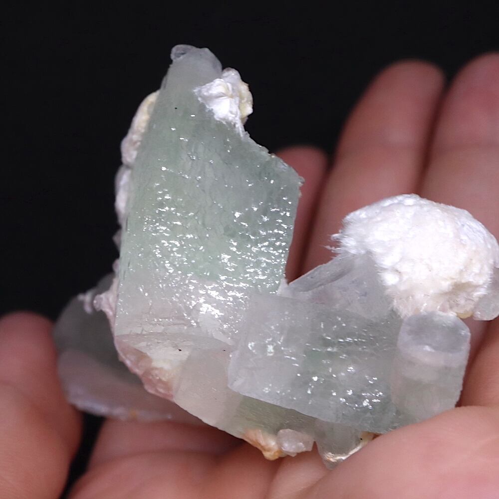 アポフィライト モルデナイト インド産 39,8g APL003 原石 魚眼石 標本