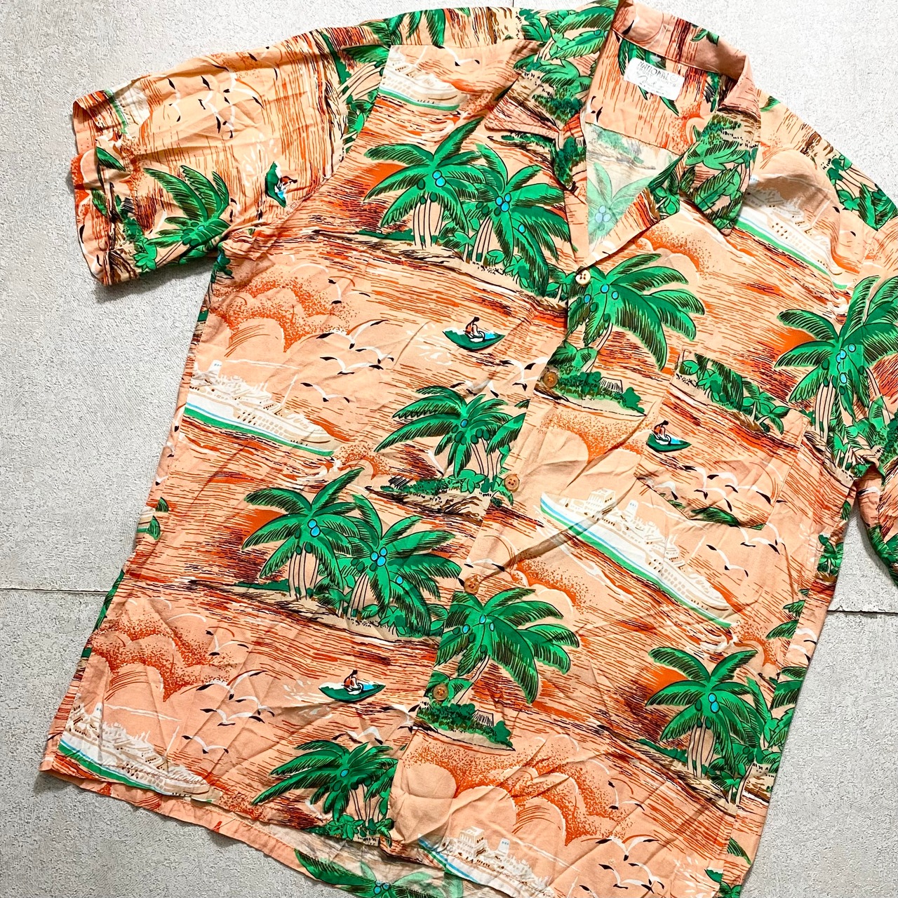 vintage 1970’s NATIONAL rayon hawaiian shirt