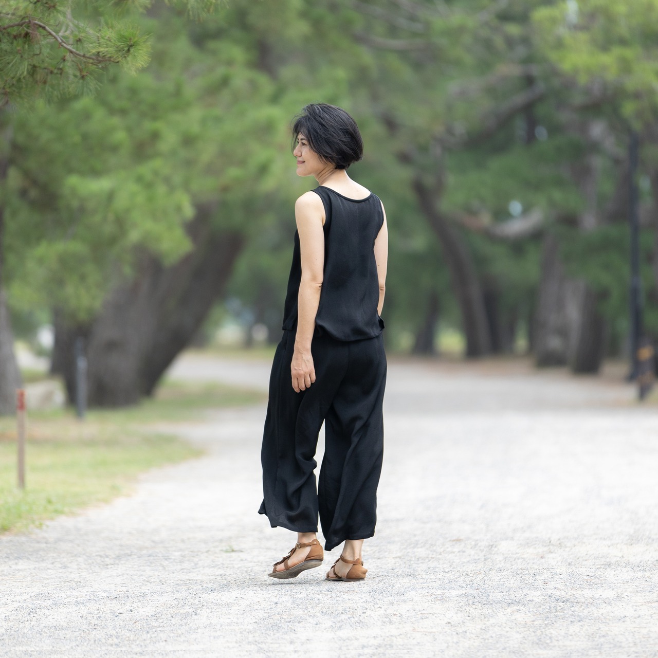 タンクブラウス