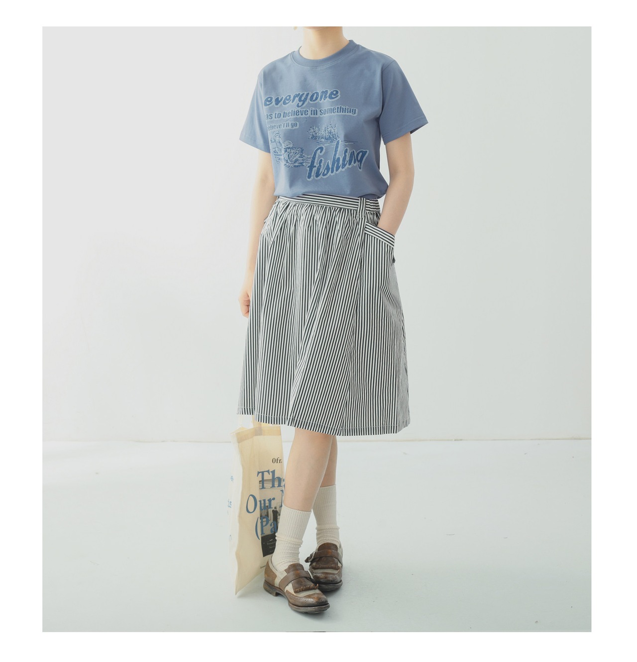 クルーネックフィッシングアートプリント Tシャツ   F0055 - 4