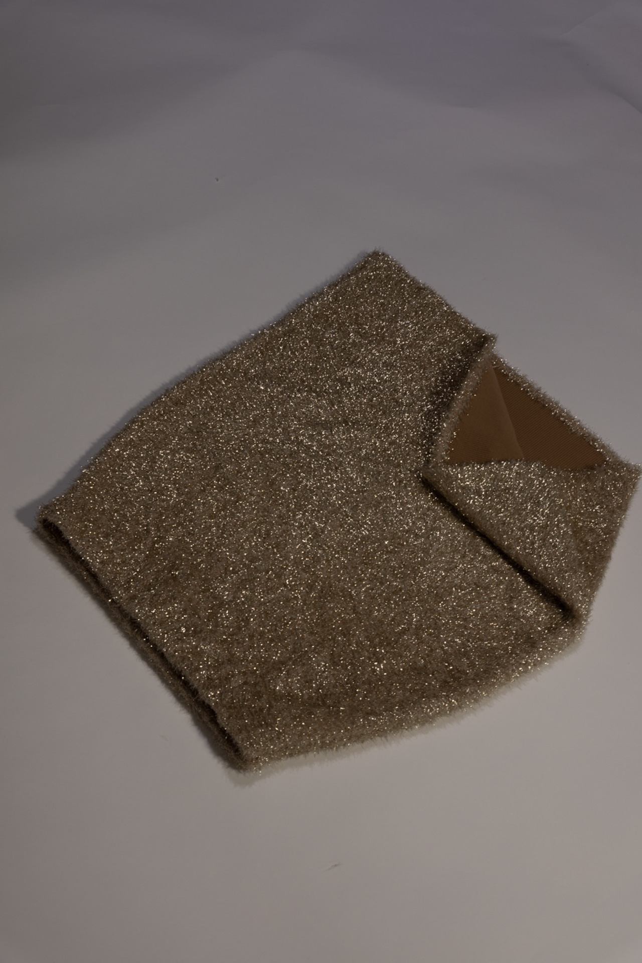 Shiny Shaggy Midi Length SKT Knit