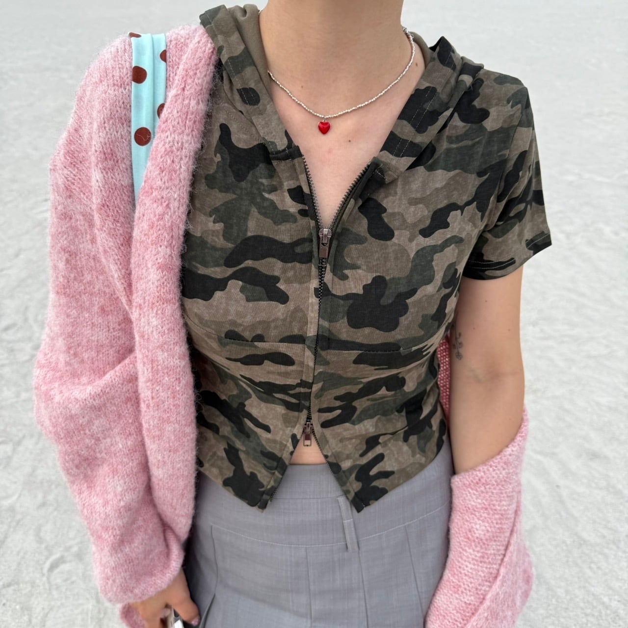 迷彩柄ショート丈ダブルジップパーカー Cropped Camo Double Zip