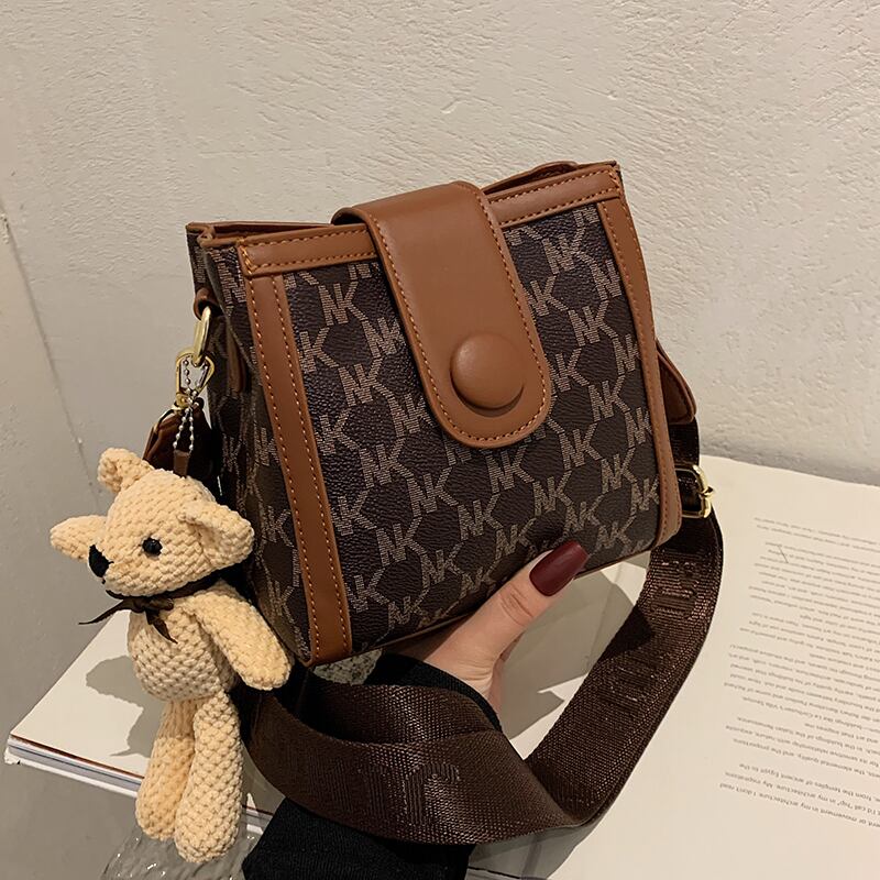 オータムウィンタースタンダード レトロ 秋物 冬物 メッセンジャーバッグ Tiancai_Wing_Bag98951231221