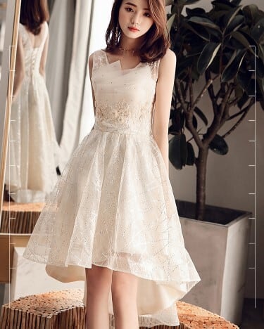 美品！ パーティードレス シャンパン色 スパンコール ミニドレス 背中