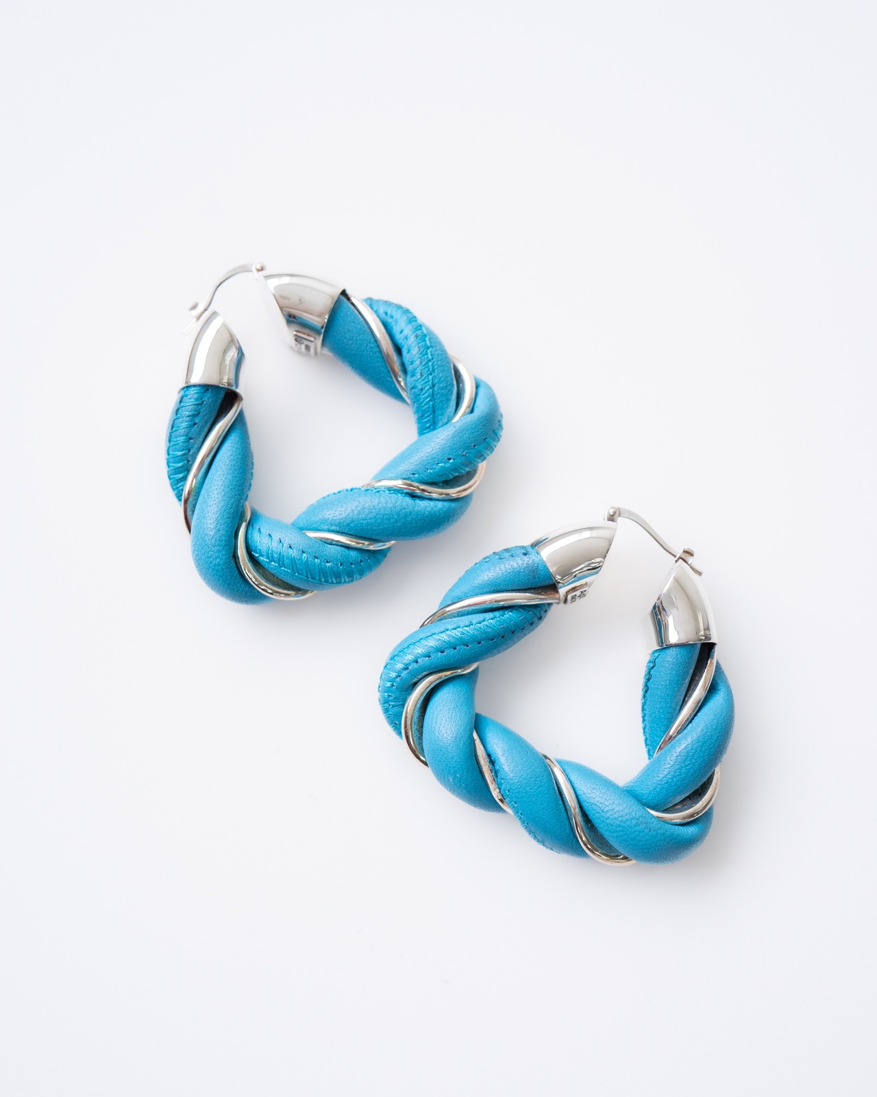 〈BOTTEGA VENETA〉Earrings