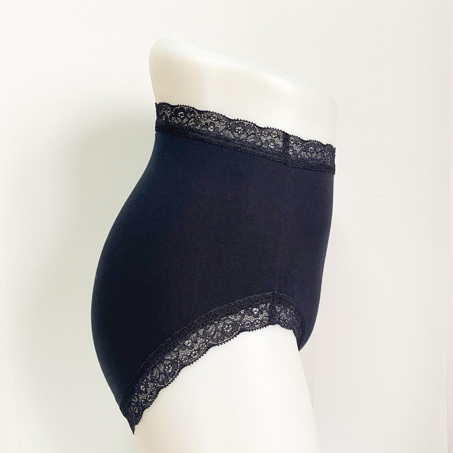 ○ 4D' style 4D300 M / Lサイズ ヒップすっぽり深履き ショーツ 履き