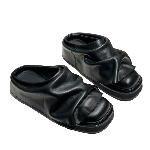 Draped platform sabo A00071