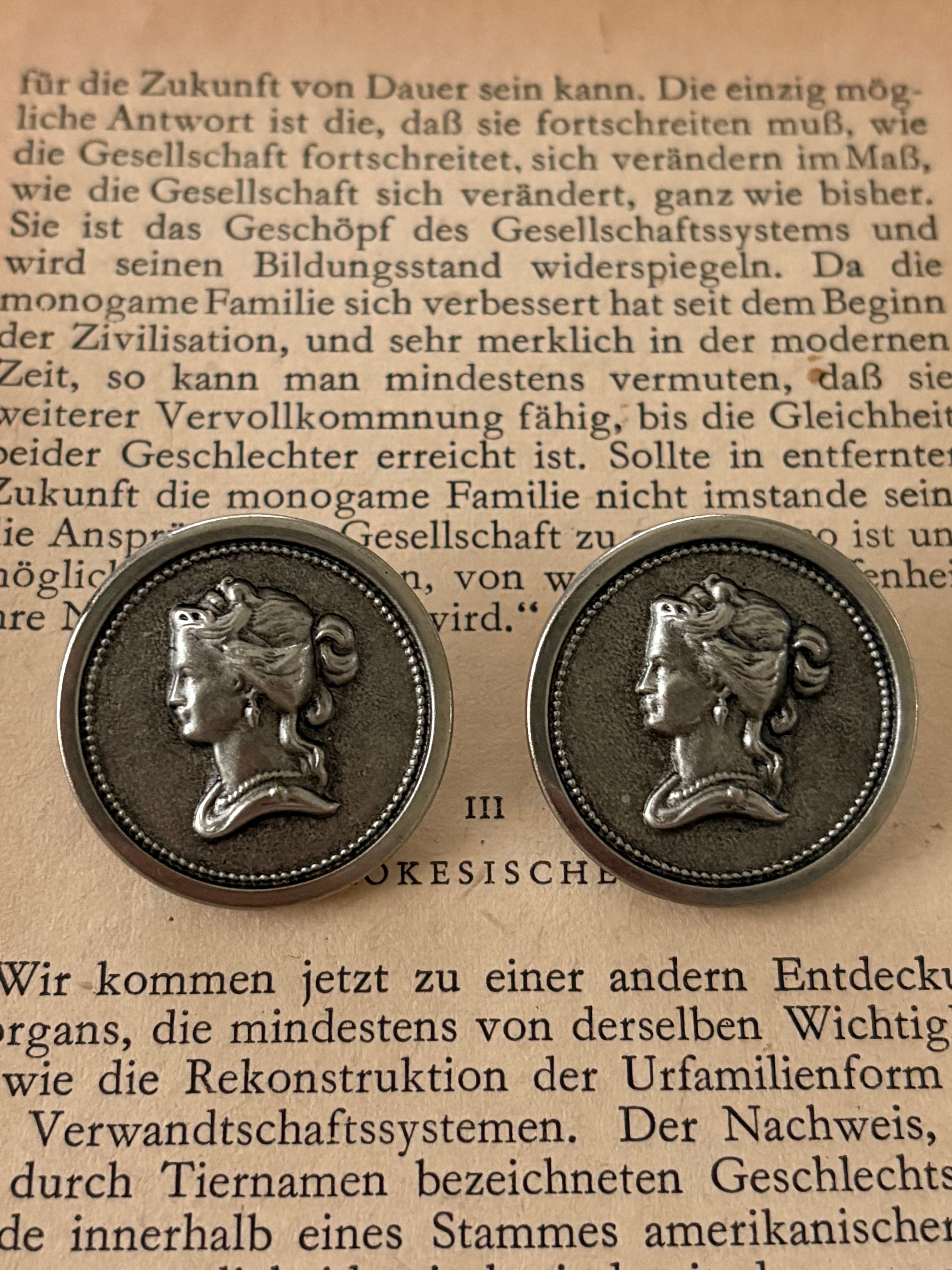 26mm フランスアンティークボタンcoinderoux コアンドロー 貴婦人の横顔 メタルボタン アクセサリーパーツ デコレーション材