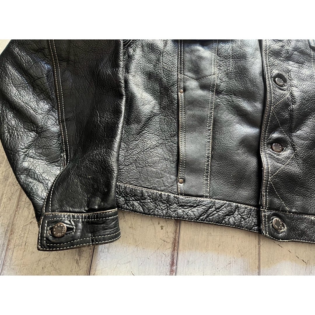 APN collection- 90's leather tracker type jacket | ROOT online