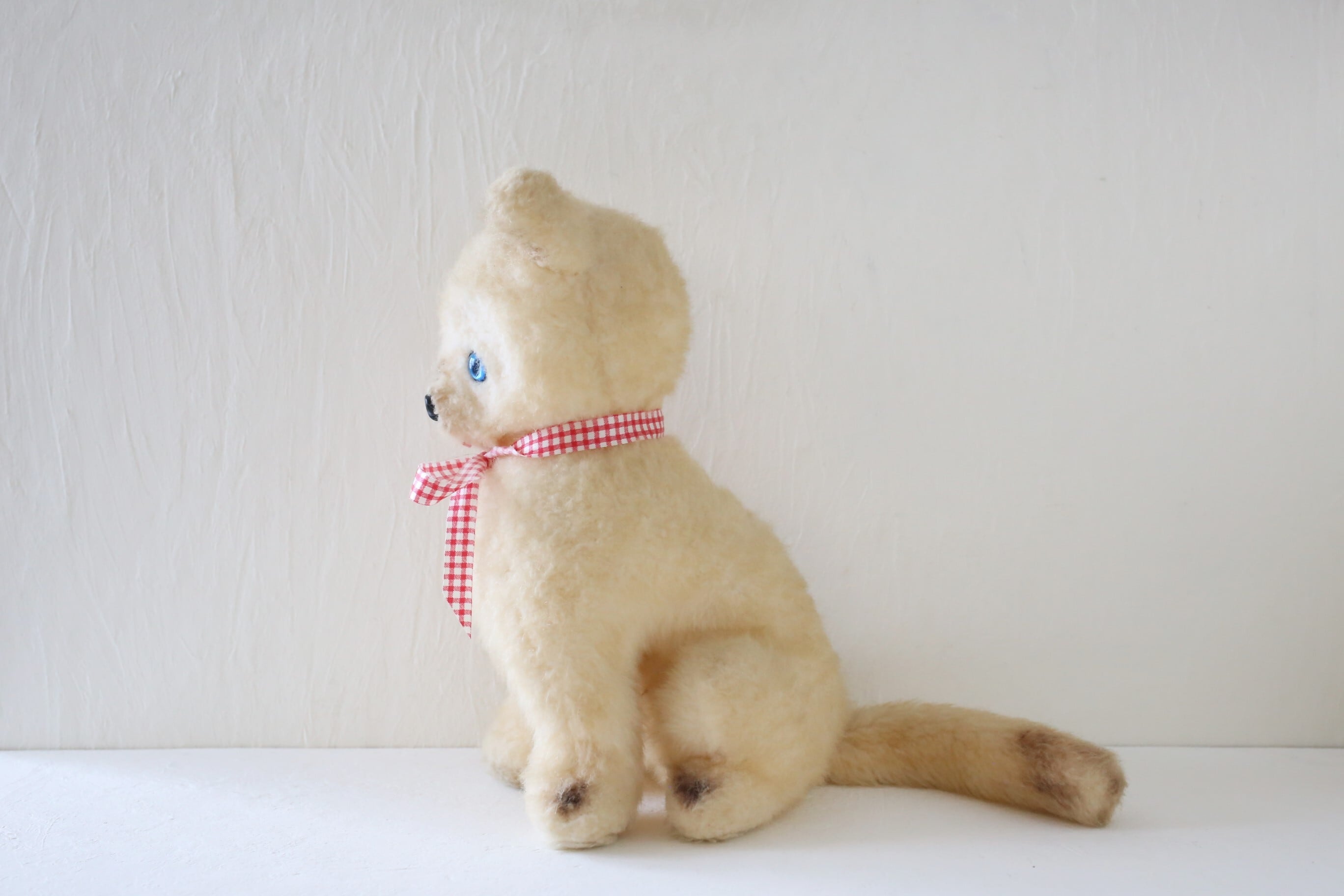 ビンテージぬいぐるみ　犬　ねこ vintageワンちゃん♪ おがくず人形 赤い犬 ぬいぐるみ MC35