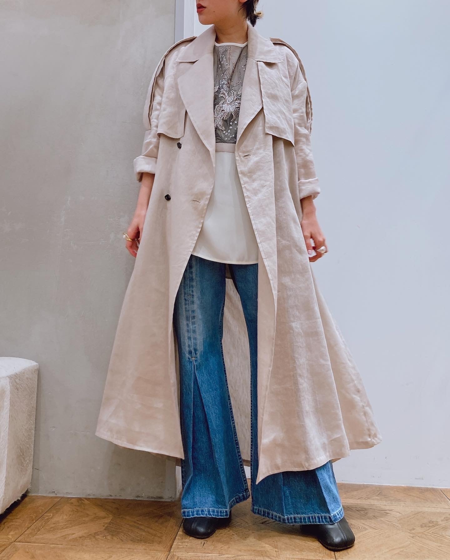 ミューラル　Linen open back trench coat トレンチ