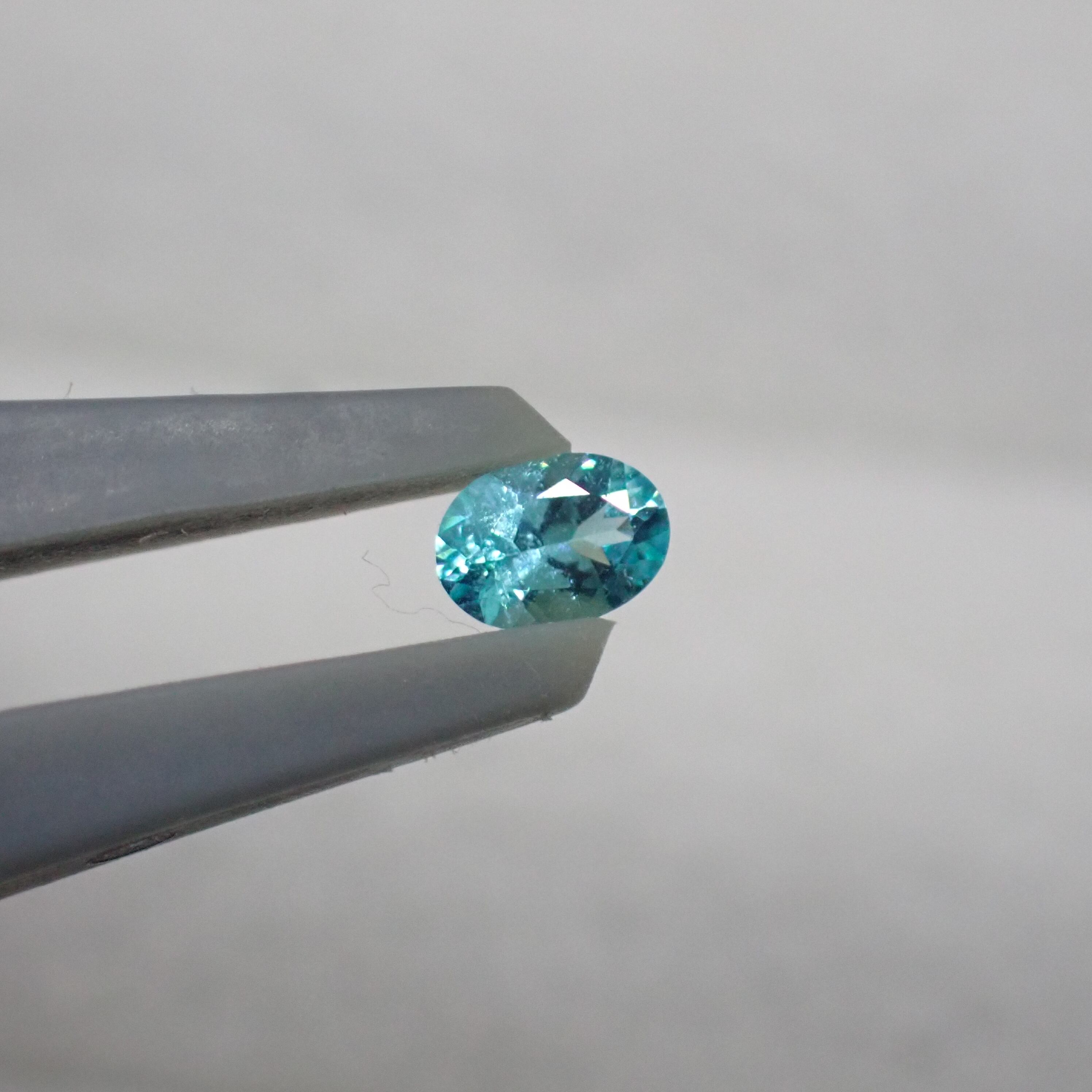 ネオン感◎輝き◎美しいパライバトルマリン0.069ct | 宝石ルース販売