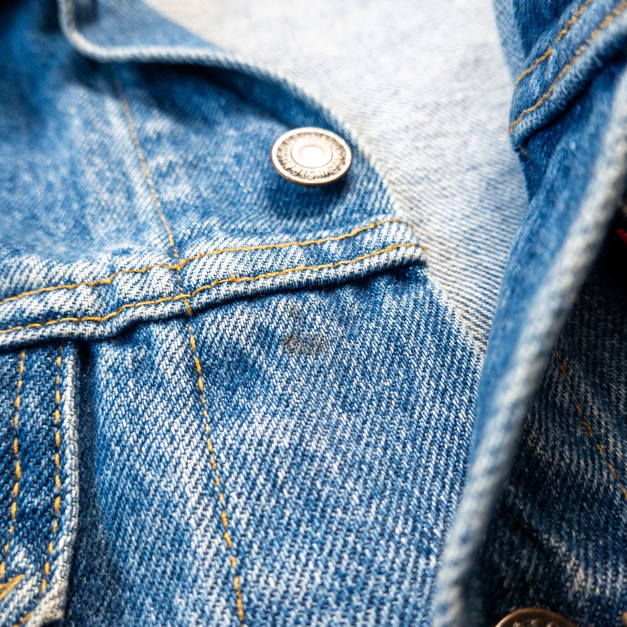 1980’s  LEVIS 70507 denim jacket
