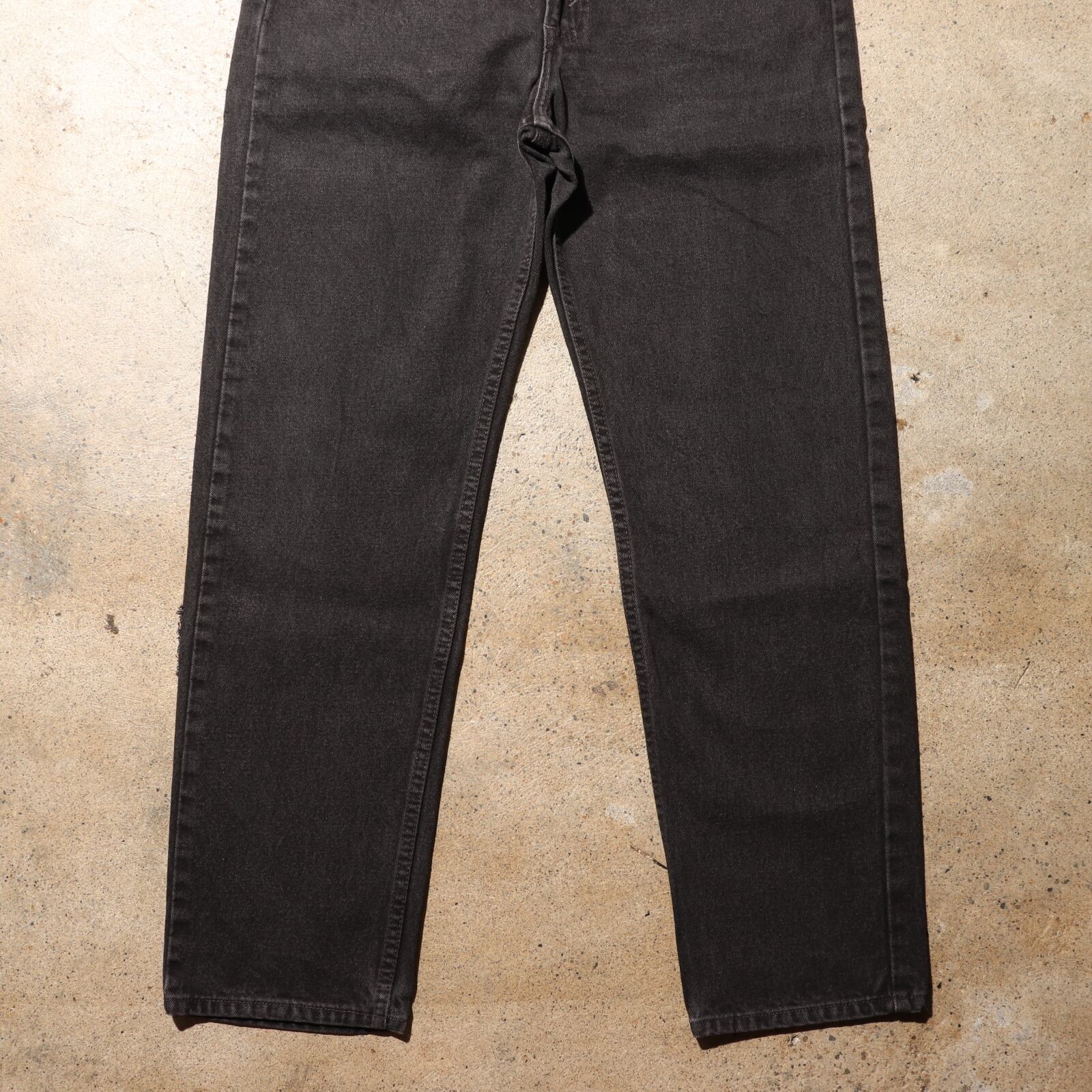 36×30 Levi 