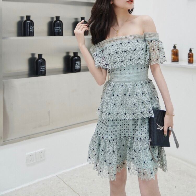 ミントブルー総レースオフショルワンピース Rose Aura