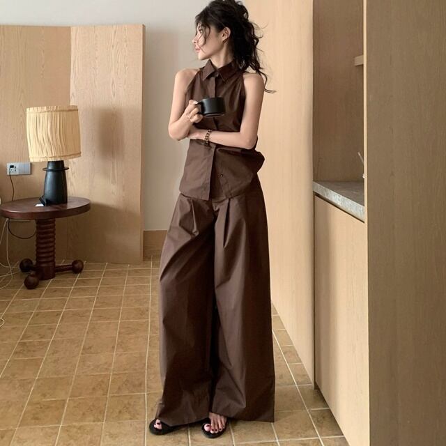 専用です レディース服まとめ売り ほどよいシンプル＆カジュアル感 ブラウン系 予約販売】セットアップ レディース ノースリーブ パンツ 上下