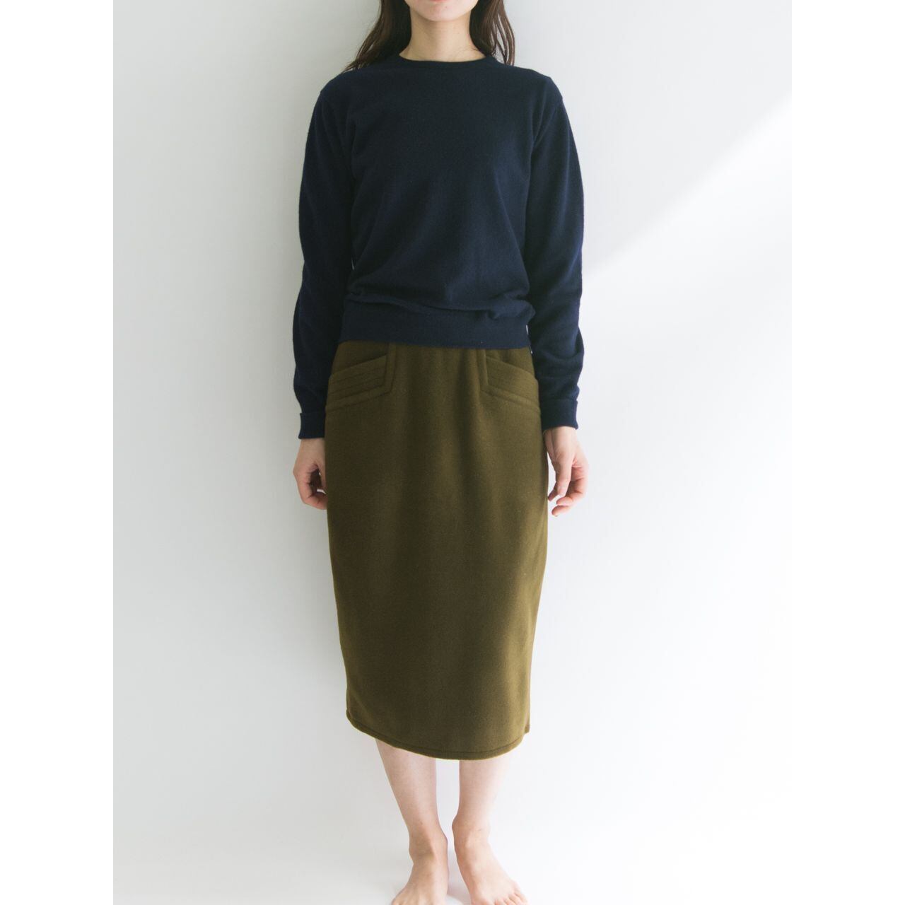 【Made in Italy】Compression wool midi length skirt（イタリア製 圧縮ウールミディ丈スカート）