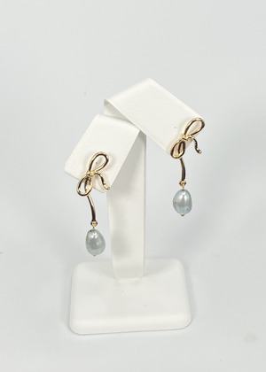 【NEW!】 藍染 パール リボンチャーム付き ピアス   jal053