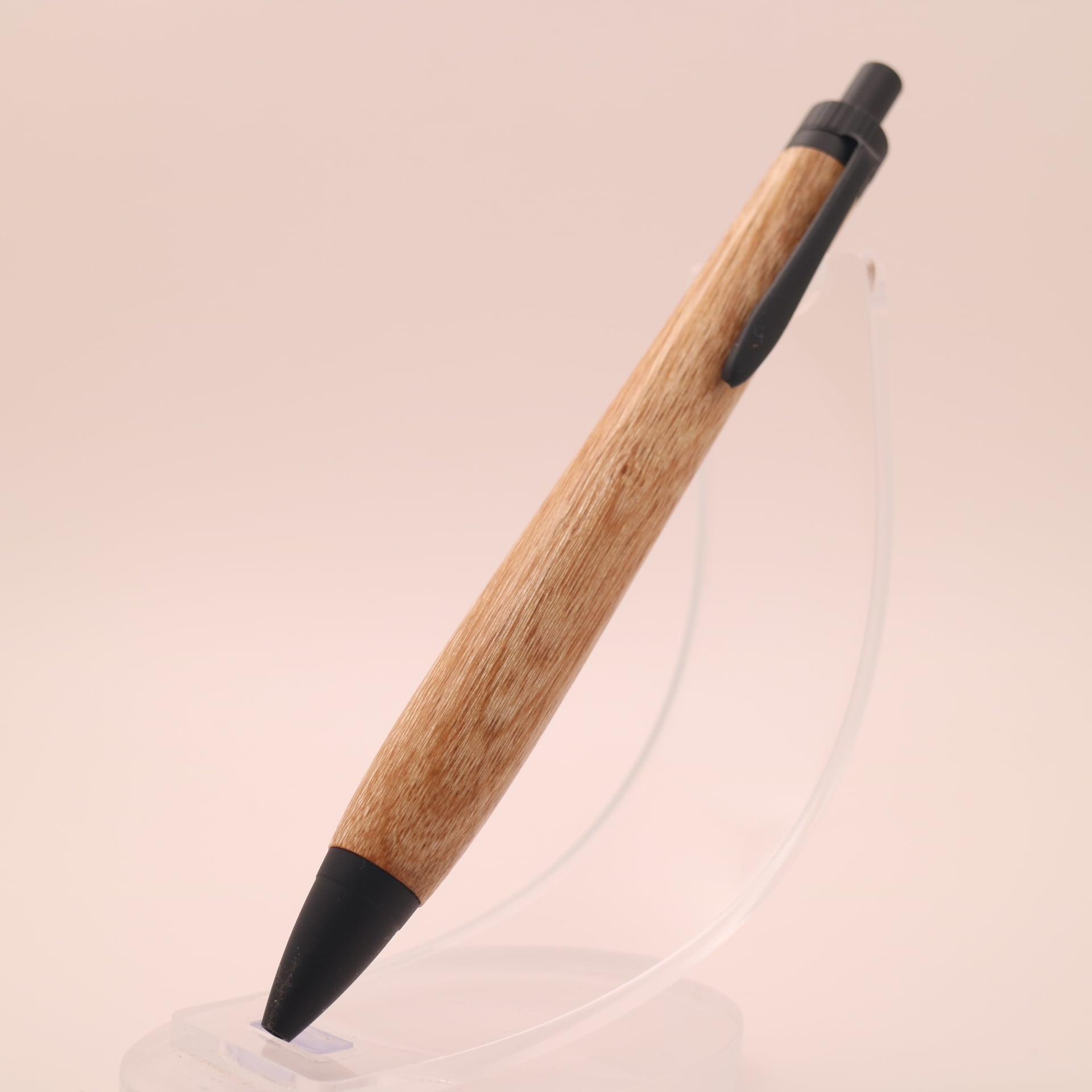 ユーカリ × マットブラック｜木の質感を楽しむ木軸ペン｜ボールペン or