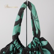 フラダンス 小物 バッグ トートバッグ ブラック系 ツーカラー かわいい 華やか 鮮やか シンプル 黒 青 ハワイアン アロハ ハワイアンプリント フラ ダンス レッスン 練習 ブルー系 口元ゴム ゆったり 丸シルエット 軽量 柔らかい おしゃれ