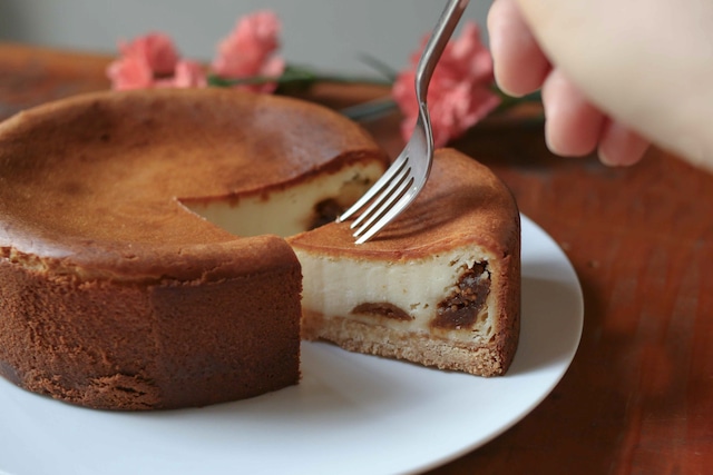 ラム漬け無花果のチーズケーキ　12cmホール