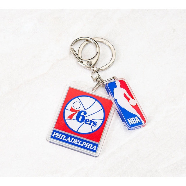 NCAA Philadelphia 76ers Spinning Keychain - Officially Licensed Team Keyring, Multicolor