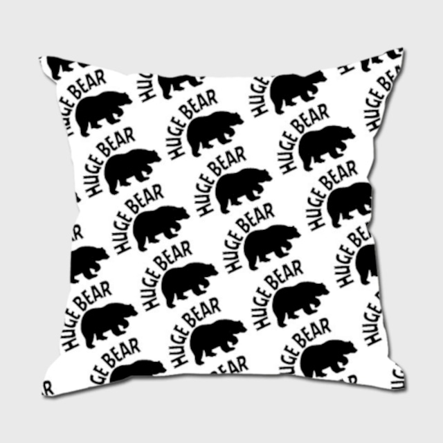 MR.HUGE HUGE BEAR JAPAN PRINTED CUSHION（ヒュージ　ベア　ジャパン　クッション）ホワイト×ブラック