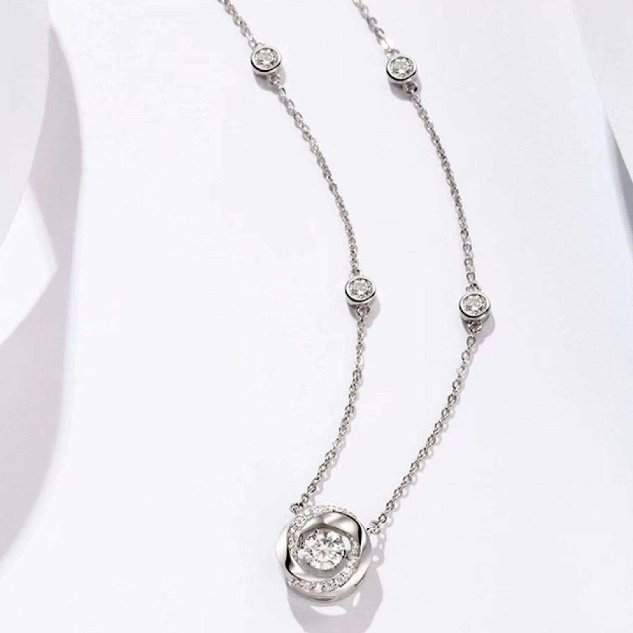 ペンダント おしゃれ キラキラ 1粒 ダイヤモンド シルバー ネックレス