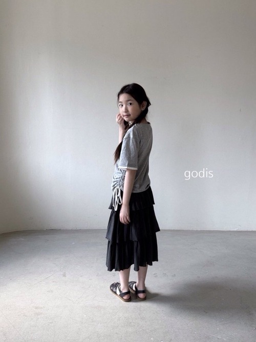 [godis] String Tee +fee / [고디스] 스트링티