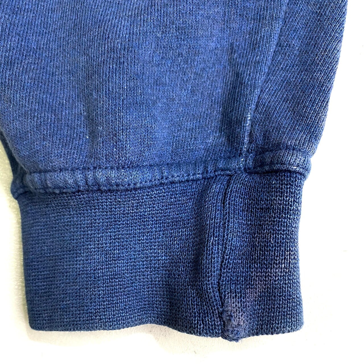 90年代 adidas アディダス ワンポイントロゴ 刺繍 スウェット