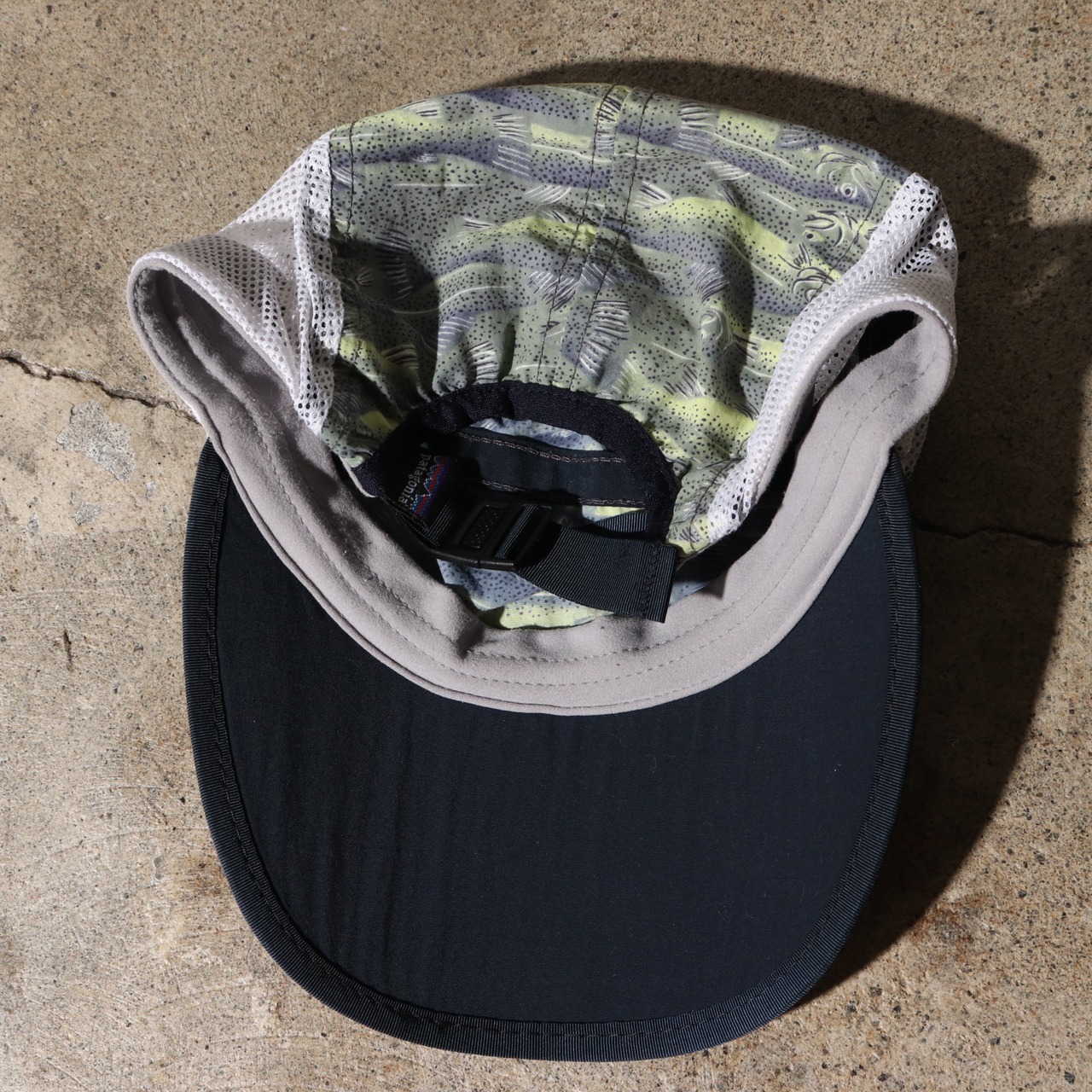 美品 L 02年 米国製 スプーンビルキャップ Patagonia パタゴニア trout spoonbill トラウト 魚 ニジマス