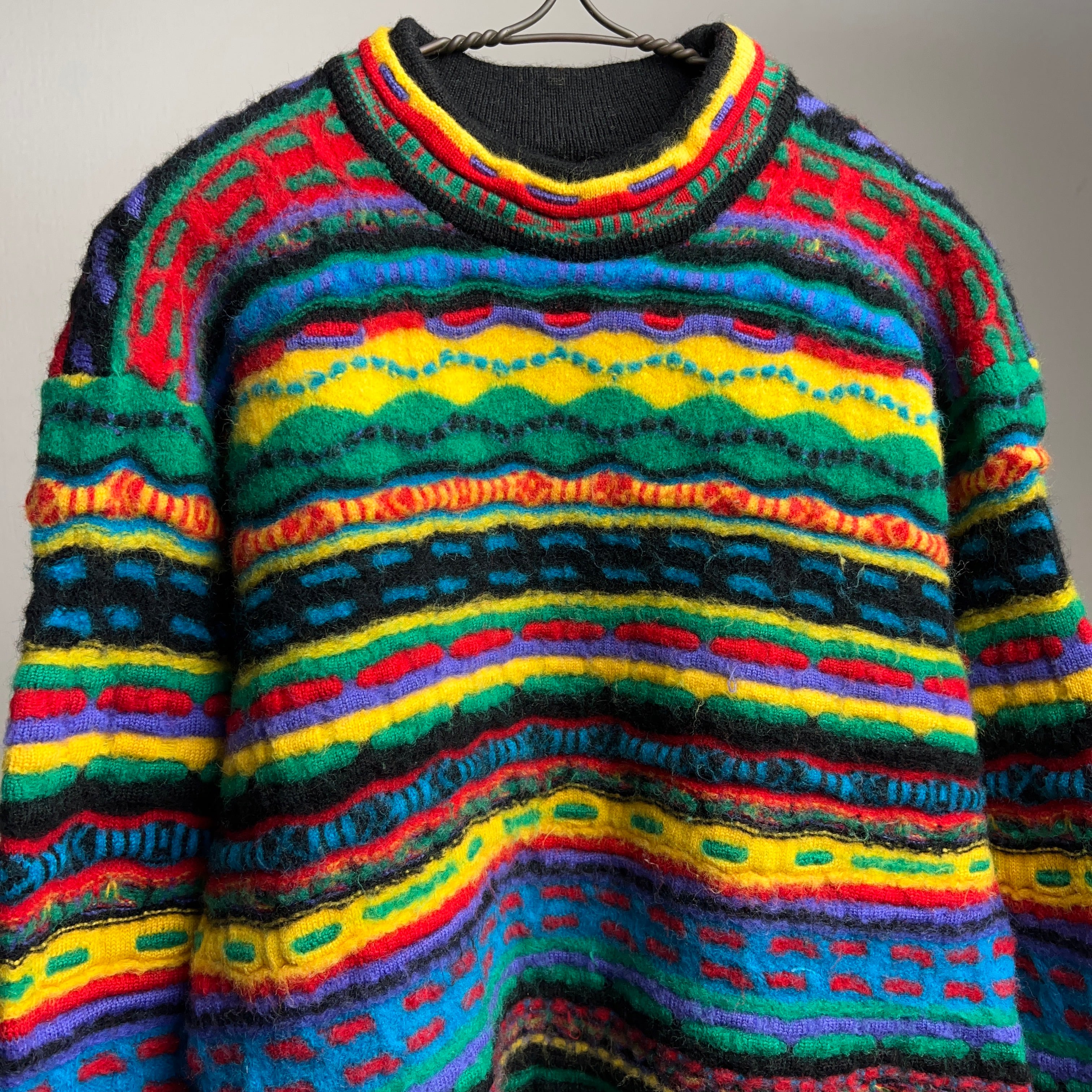 90's~ “COOGI” WOOL 3D KNIT SWEATER SIZE L クージー ウール 3Dニット 総柄 立体編み  90年代【0908A23】【送料無料】
