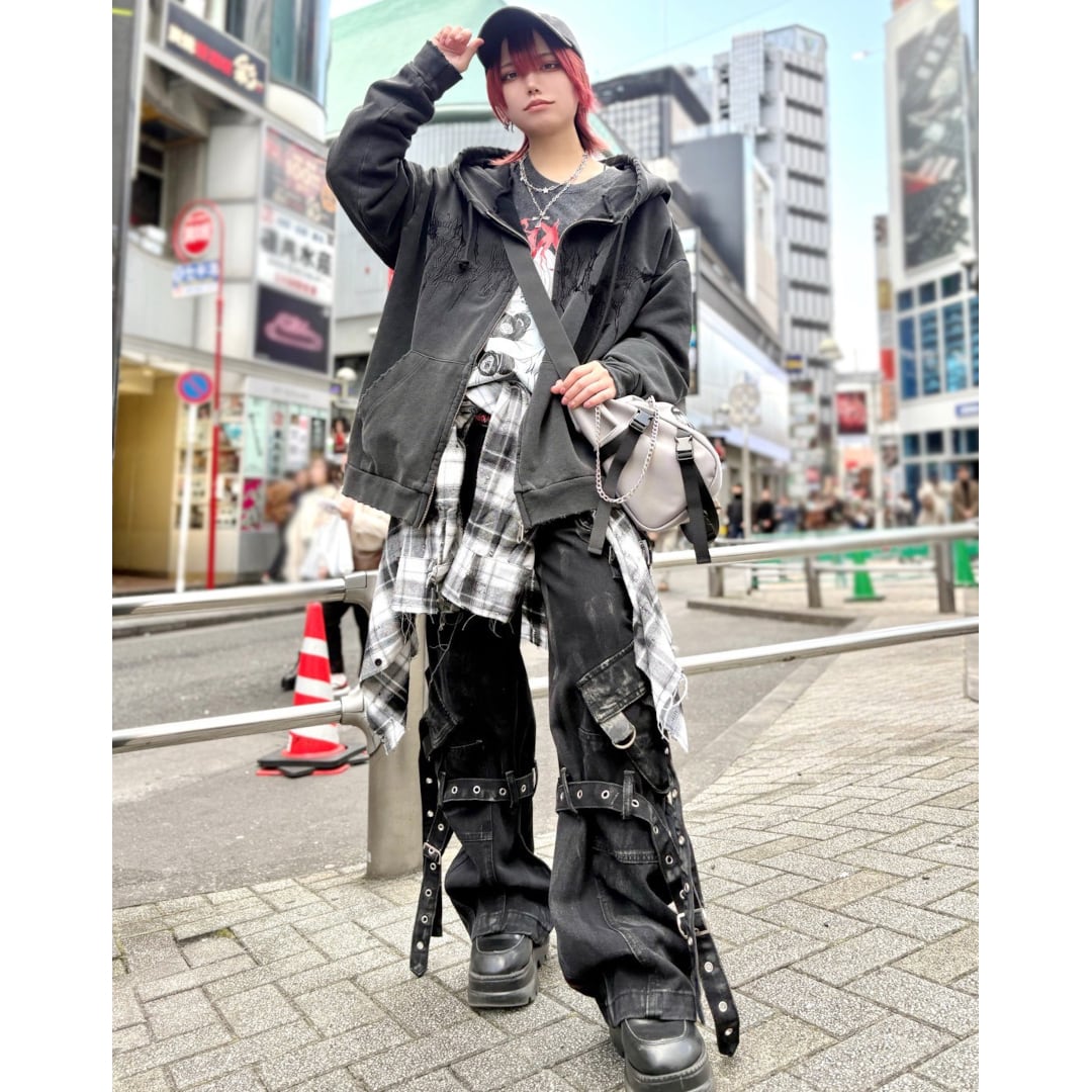 火曜17時まで▷1,428円OFF！】ハトメベルト ボンテージデニムパンツ