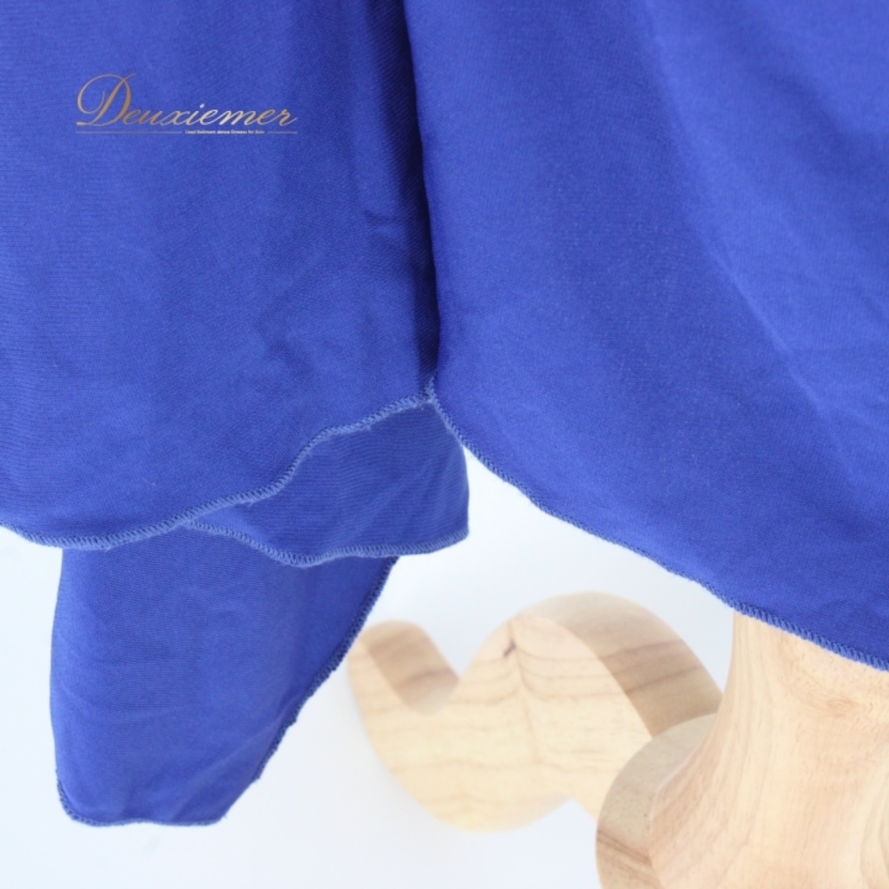 社交ダンス 衣装 ラテン ドレス ワンピース パーティドレス 青 チョーカー ブルー系 無地 ICHIOKU イチオク フォーマル ホルターネック スリムフィット 伸縮性高 ポリエステル素材 大人用 気品ある シンプルデザイン サマーシーズン 衣装選び ペアダンス用途 マルチシーン対応 特別な日 コンサートドレス お出かけ用 ドレスアップ