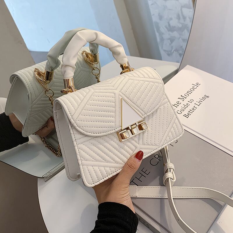 シンプルなニッチデザインバッグレディース2020年人気の新しいトレンディなバージョンのワンショルダー小さな正方形のバッグネット赤いハンドバッグ Tiancai_Wing_Bag9043765