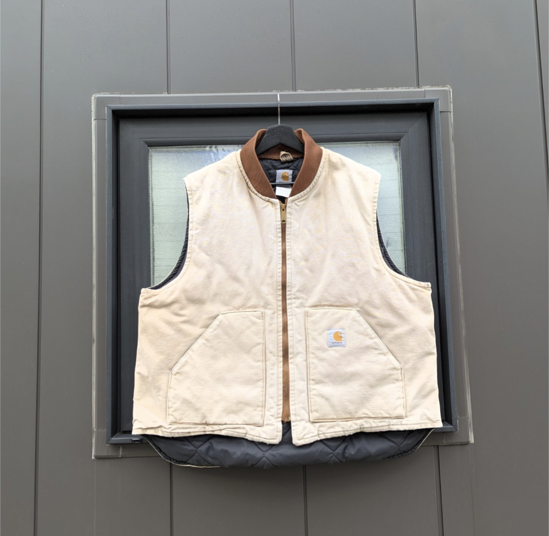nice fade!!! 90s carhartt duck vest 小岩店